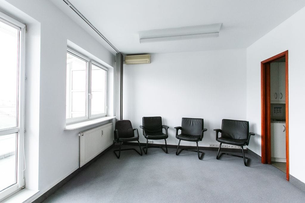 Lokal użytkowy  pokojowe na Wynajem