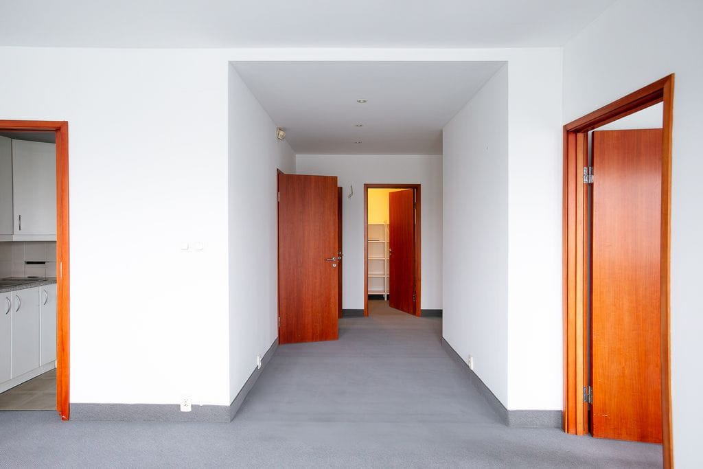 Lokal użytkowy  pokojowe na Wynajem