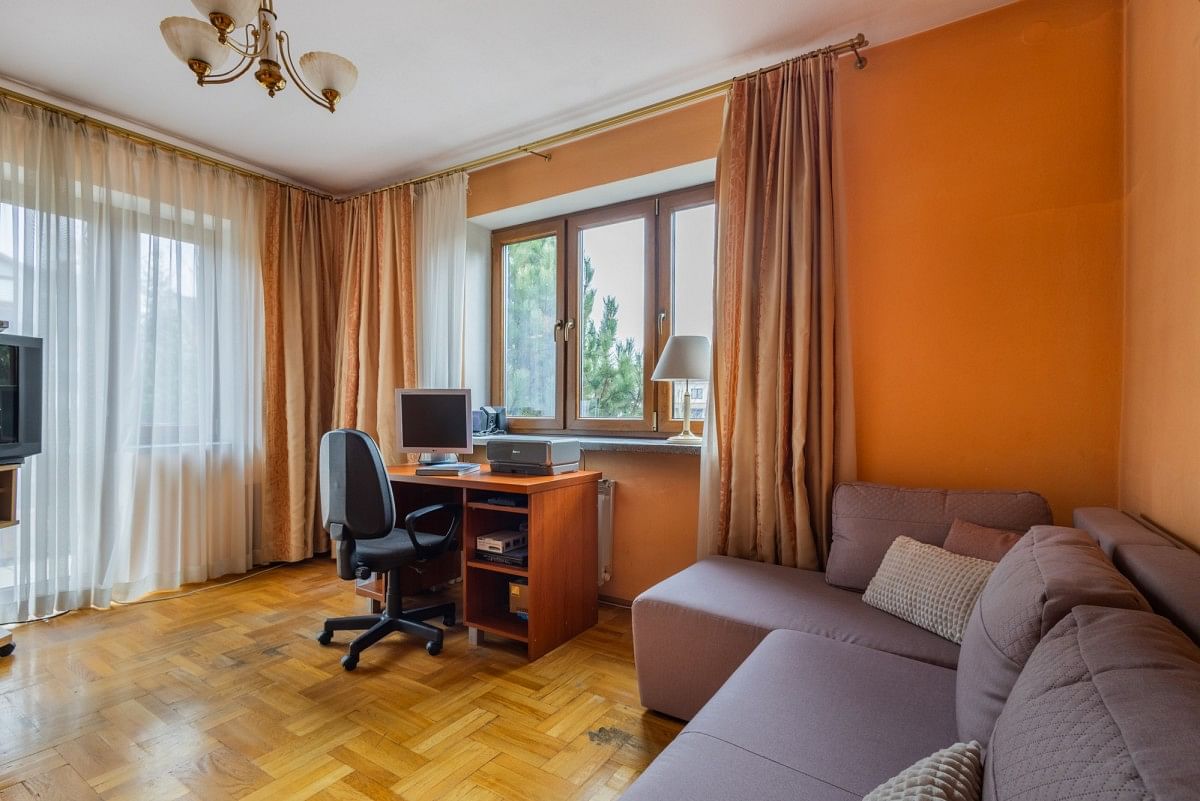 Lokal użytkowy  pokojowe na Sprzedaż