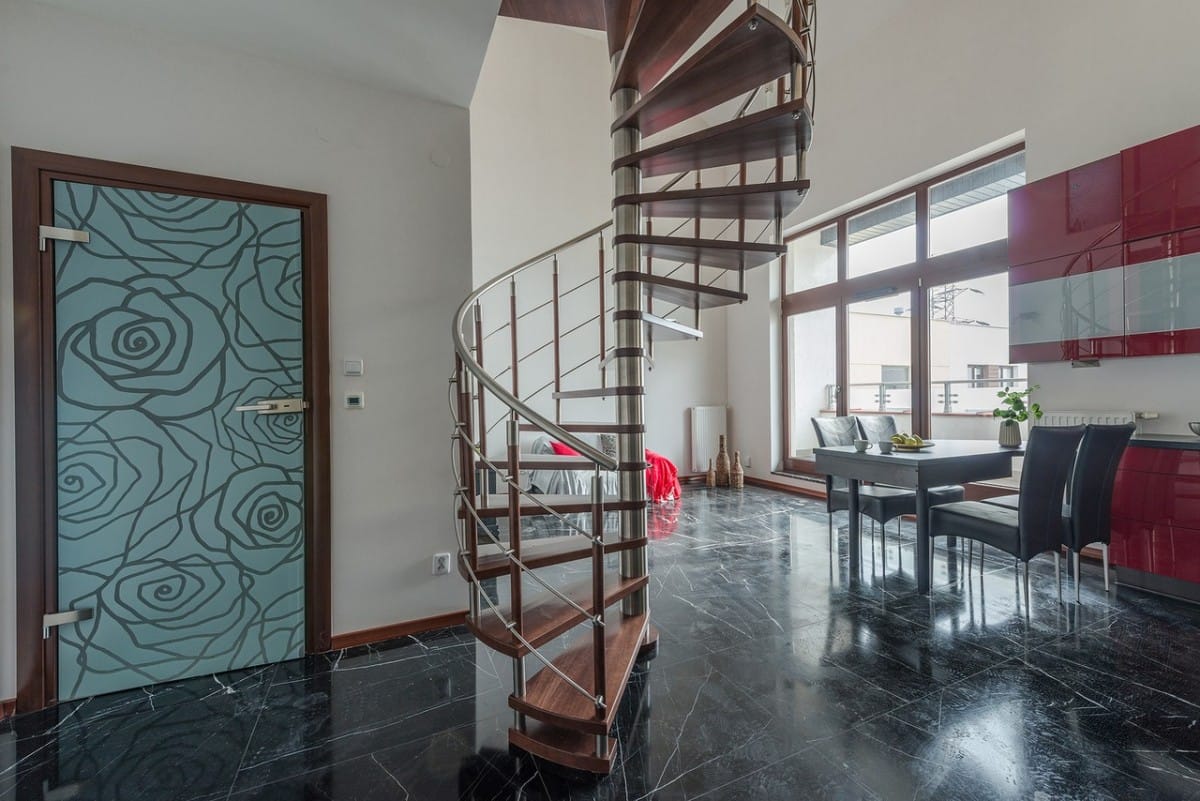 Mieszkanie 6 pokojowe na Sprzedaż