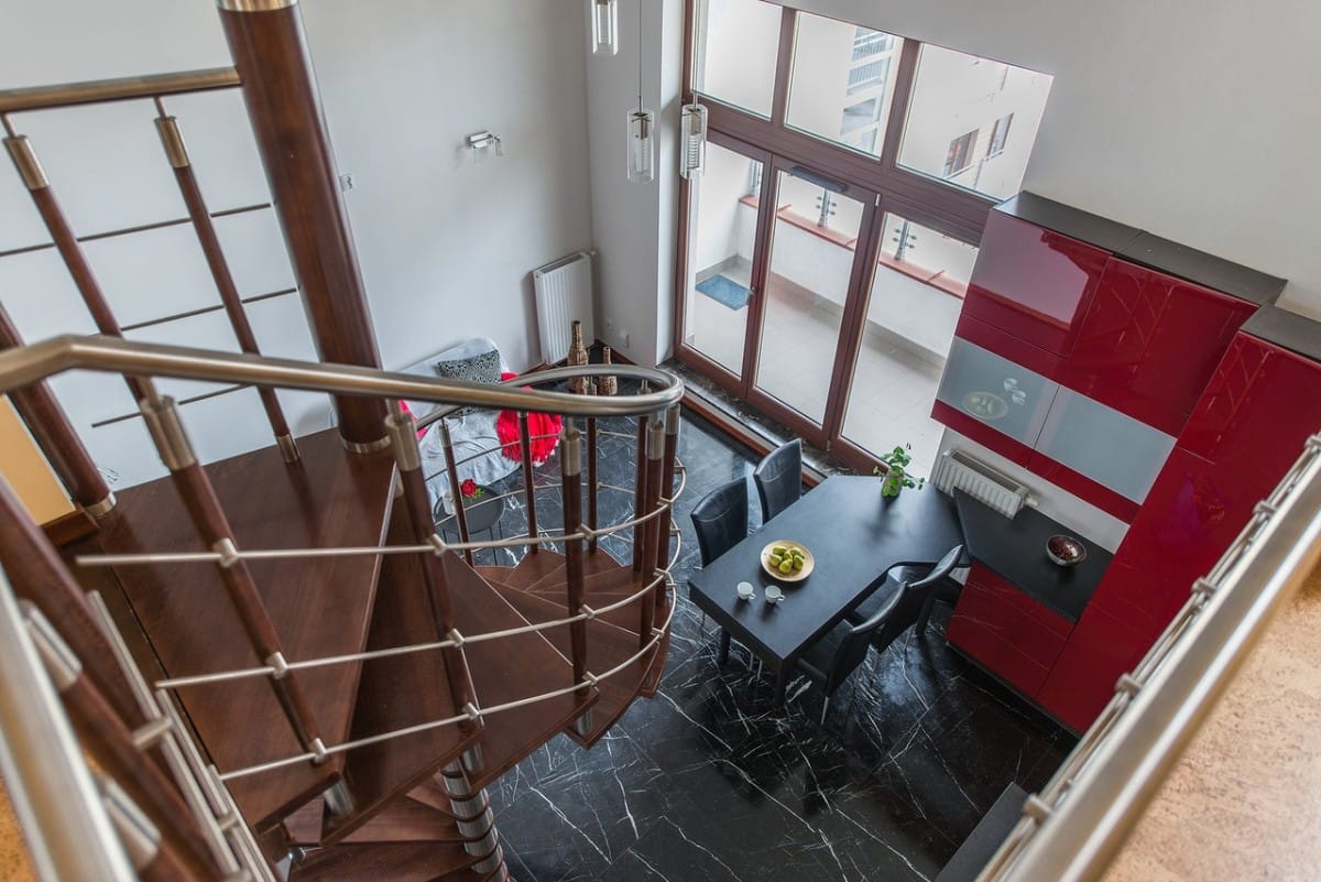 Mieszkanie 6 pokojowe na Sprzedaż