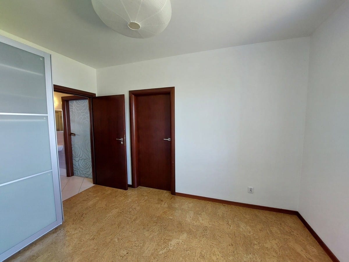 Mieszkanie 6 pokojowe na Sprzedaż