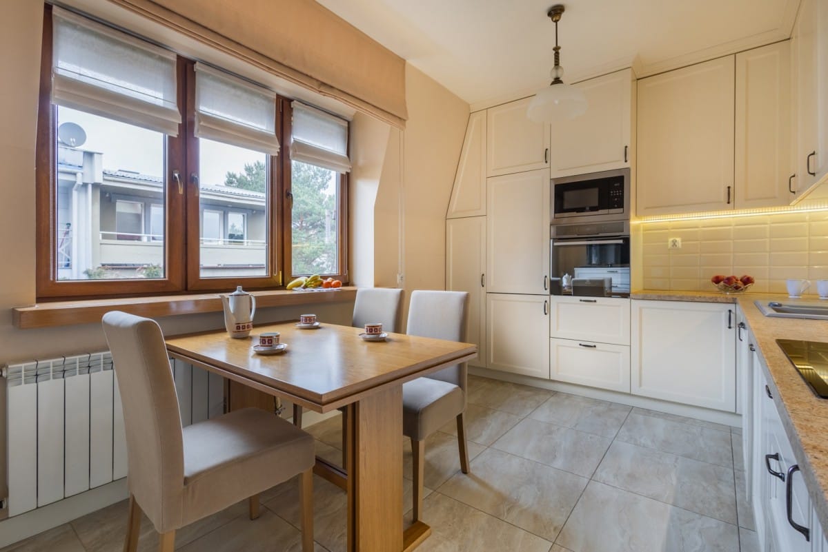 Dom 5 pokojowe na Sprzedaż