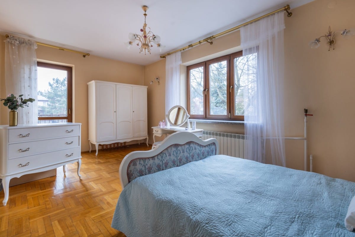 Dom 5 pokojowe na Sprzedaż