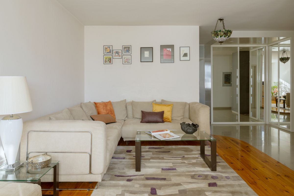 Mieszkanie 4 pokojowe na Sprzedaż