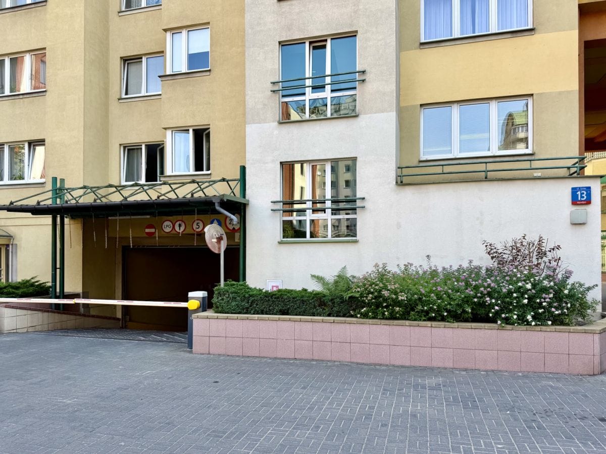 Lokal użytkowy  pokojowe na Sprzedaż