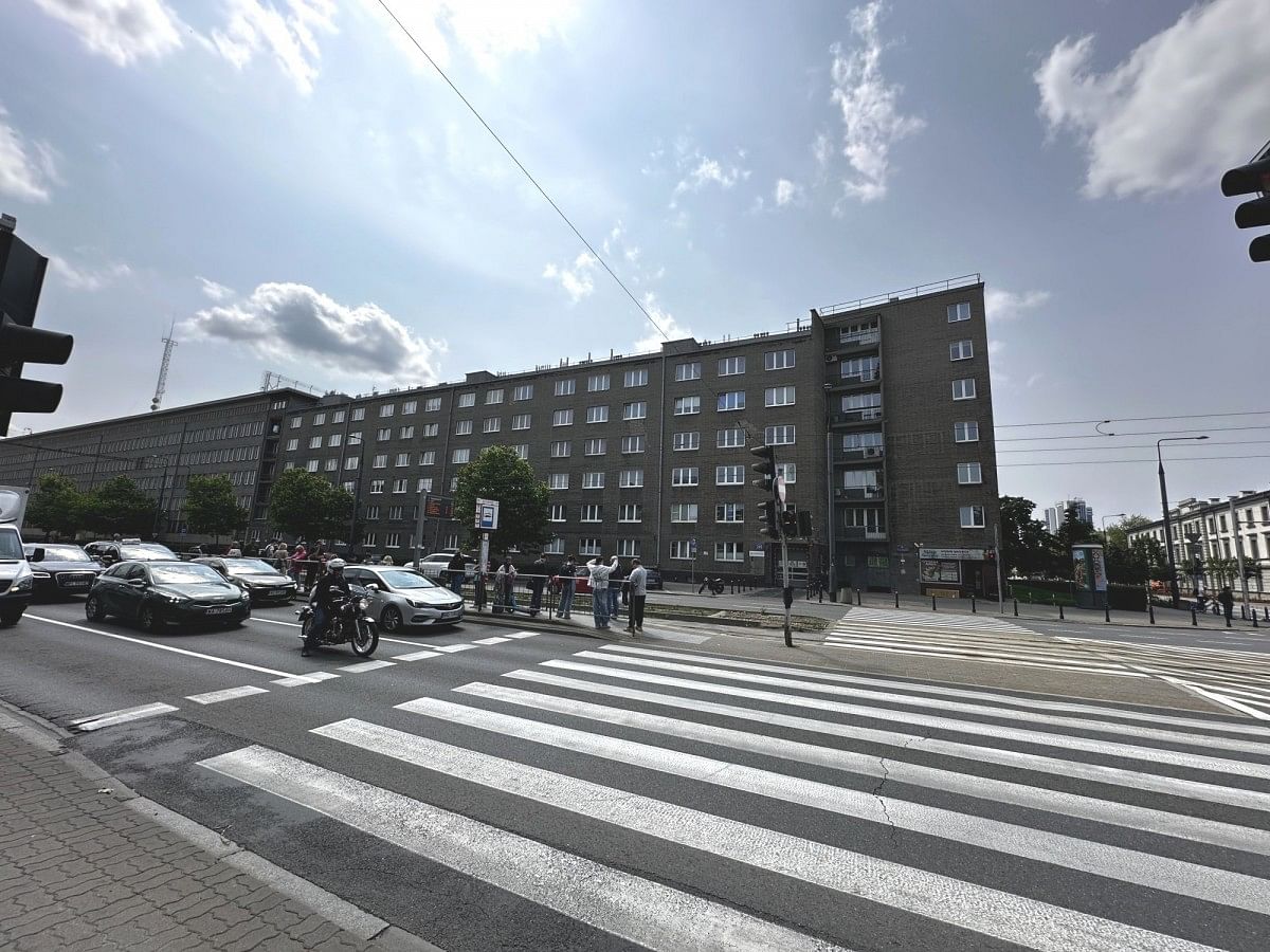 Mieszkanie 4 pokojowe na Sprzedaż
