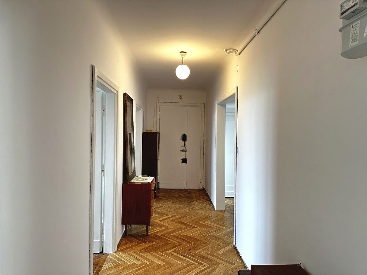 Mieszkanie 4 pokojowe na Sprzedaż
