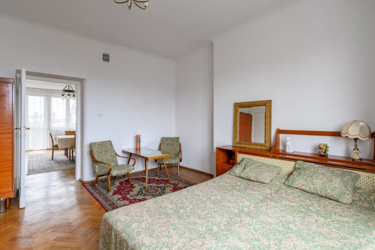 Mieszkanie 4 pokojowe na Sprzedaż