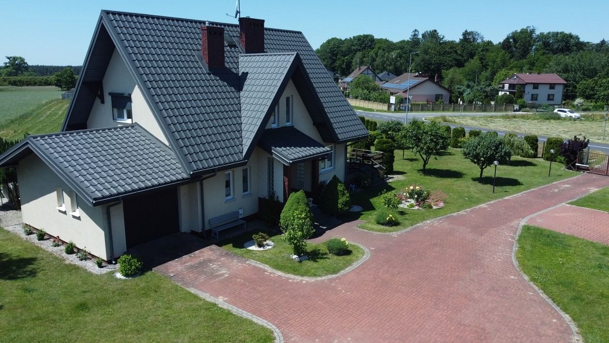 Dom 4 pokojowe na Sprzedaż