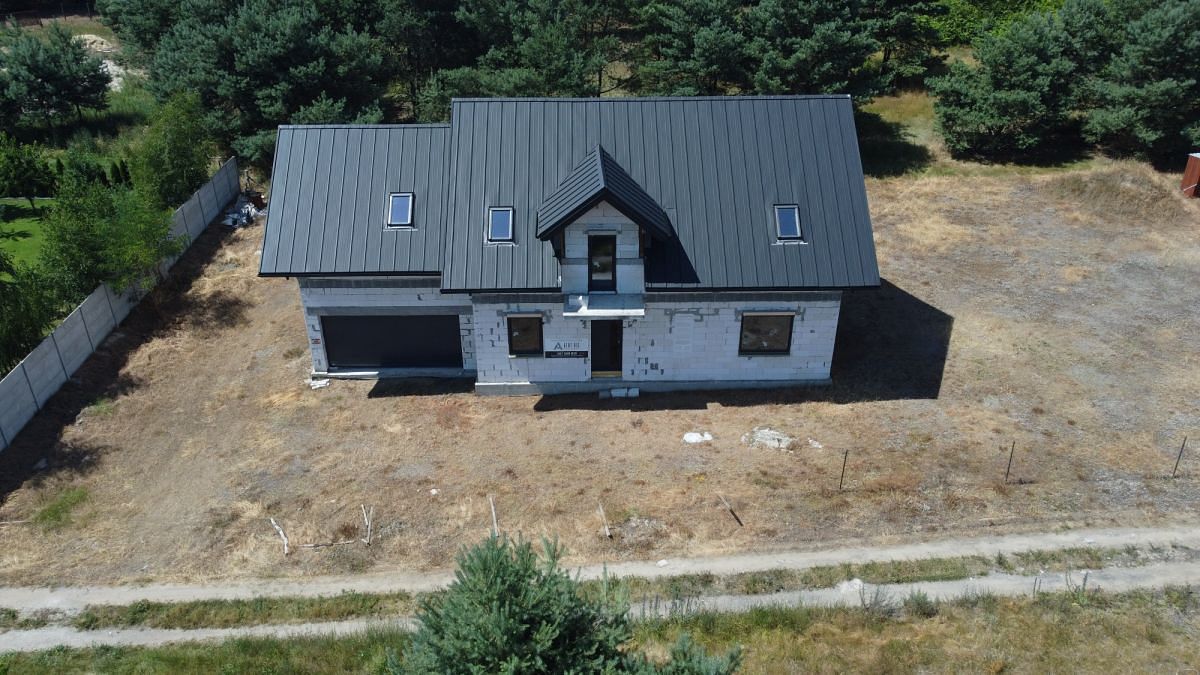 Dom 5 pokojowe na Sprzedaż