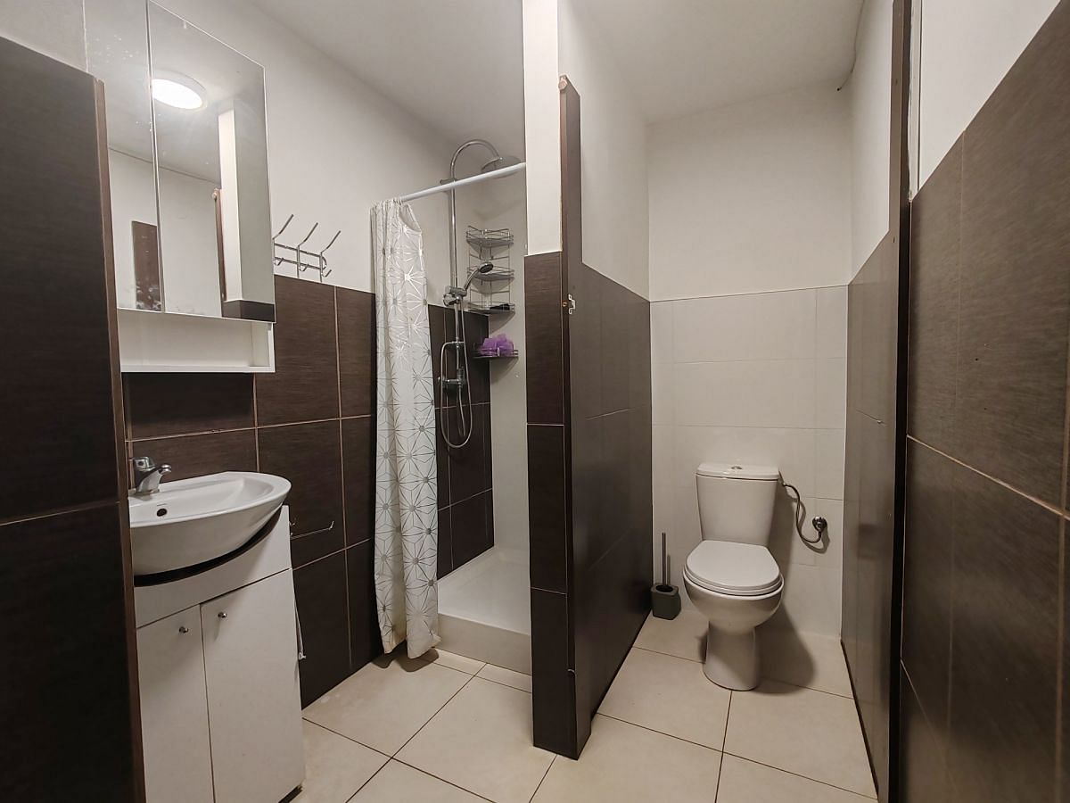 Dom 5 pokojowe na Sprzedaż