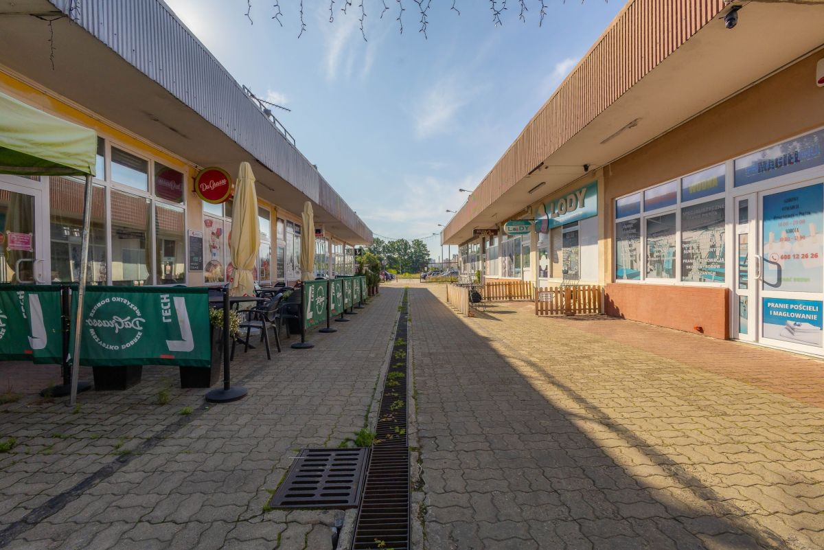 Lokal użytkowy  pokojowe na Sprzedaż