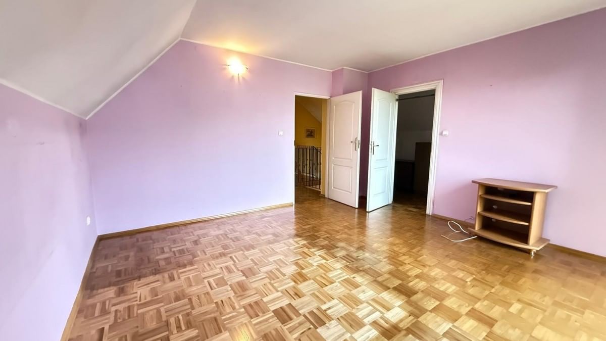 Dom 4 pokojowe na Sprzedaż