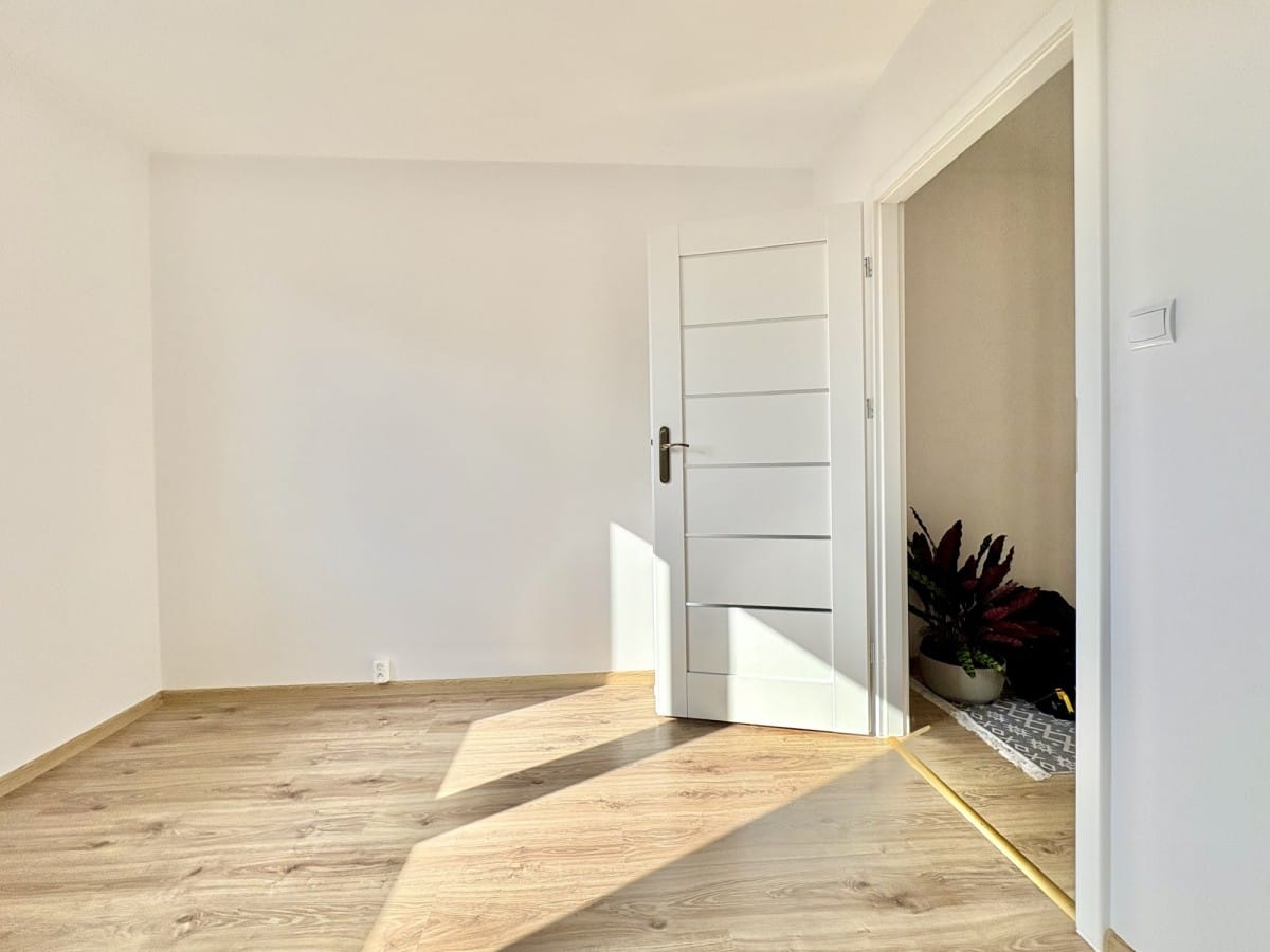 Mieszkanie 3 pokojowe na Sprzedaż