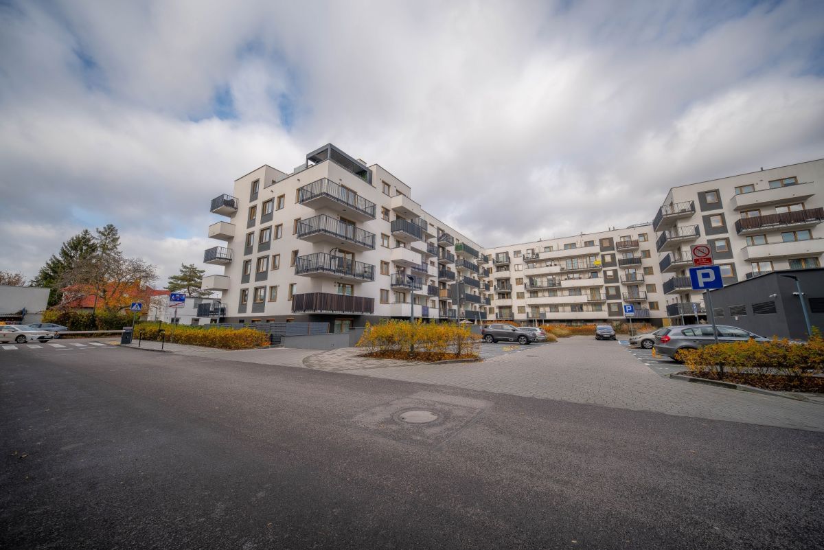 Mieszkanie 4 pokojowe na Sprzedaż