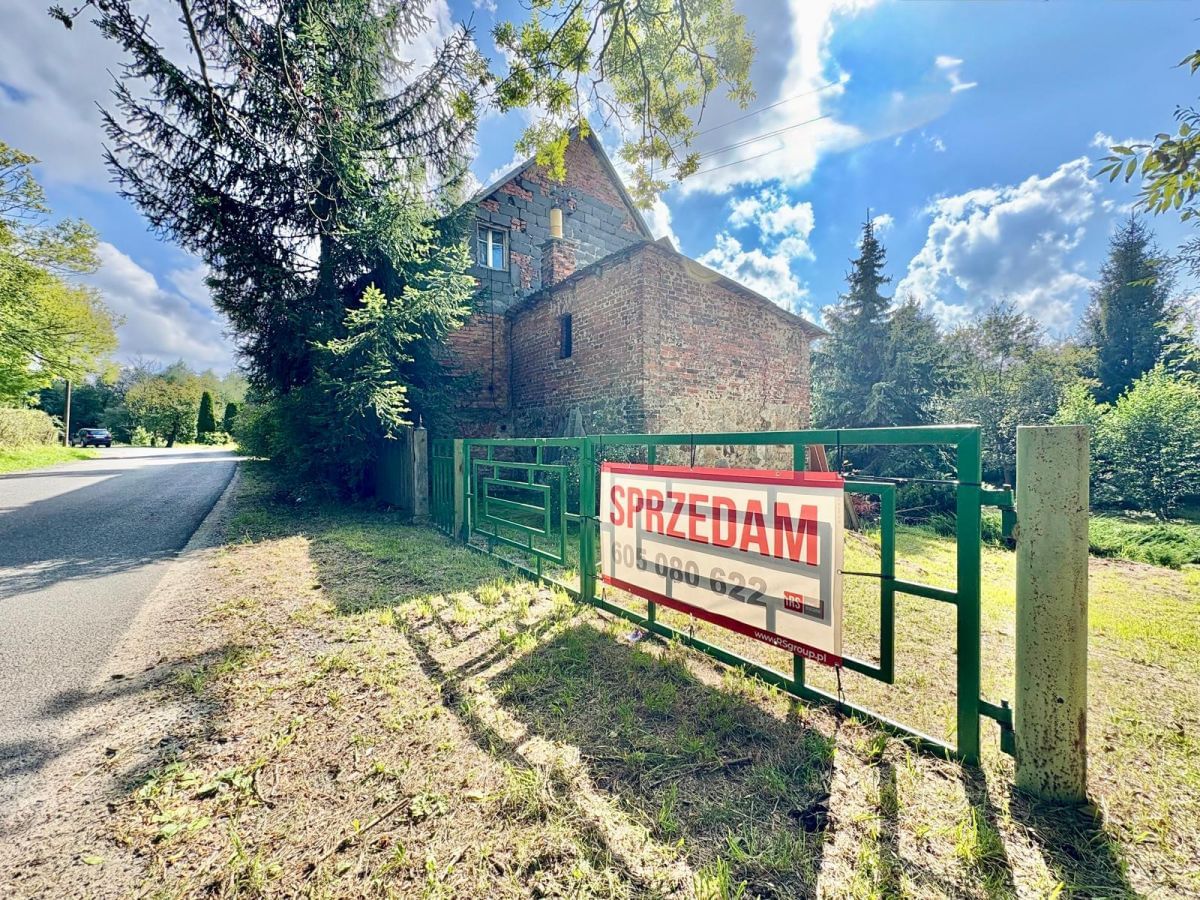 Dom na Sprzedaż 6 pokoje agencja Tur Nieruchomości Dom 6 pokojowe na Sprzedaż