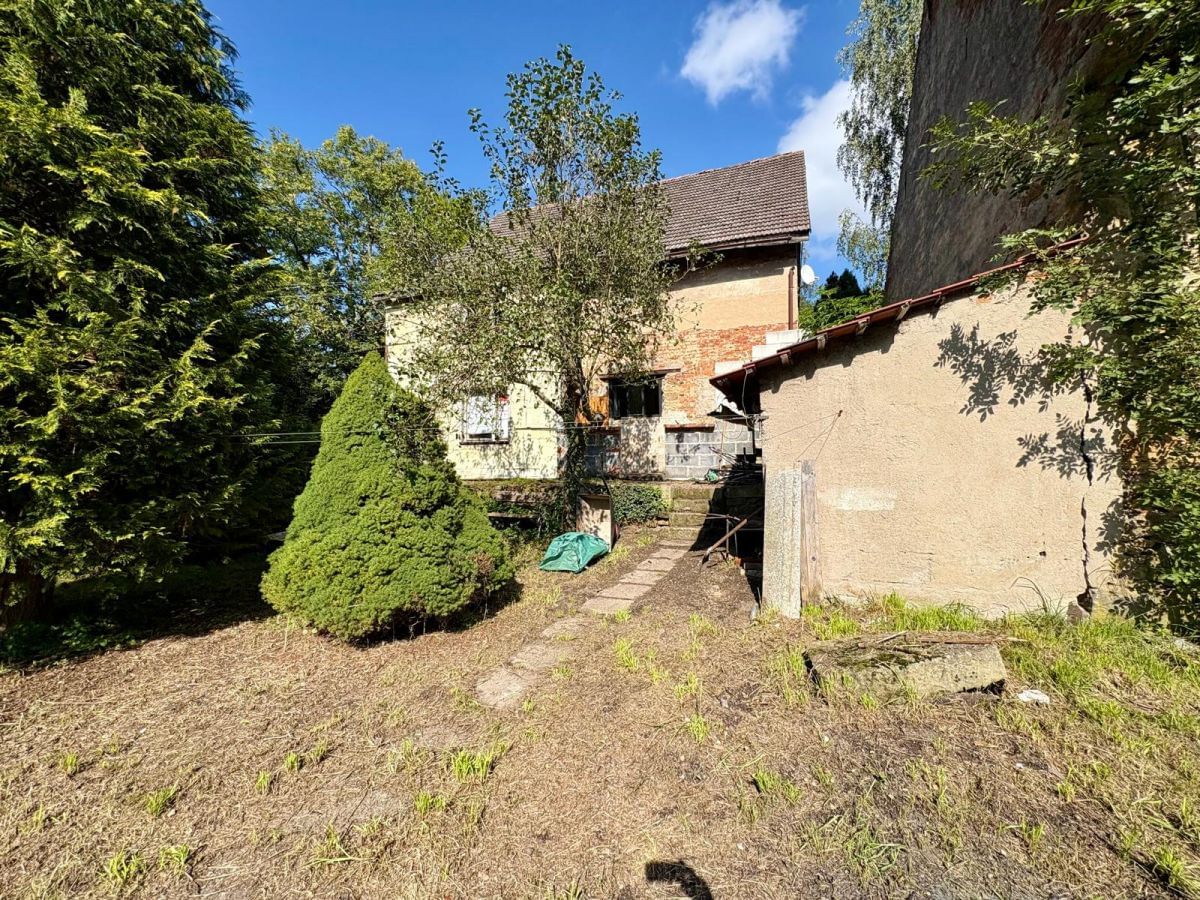 Dom 6 pokojowe na Sprzedaż