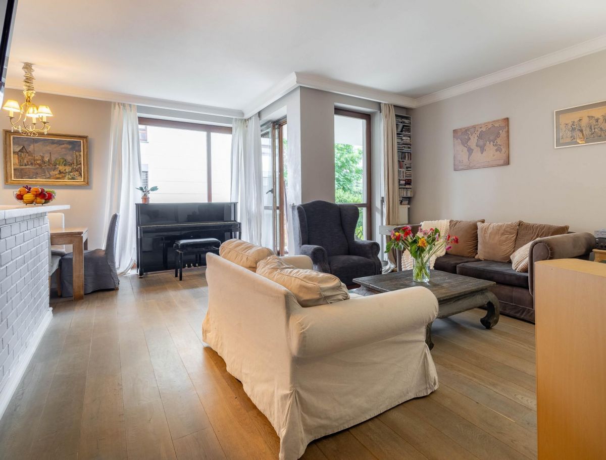 Mieszkanie 4 pokojowe na Sprzedaż