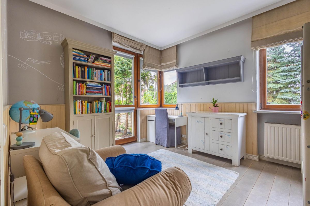 Mieszkanie 4 pokojowe na Sprzedaż