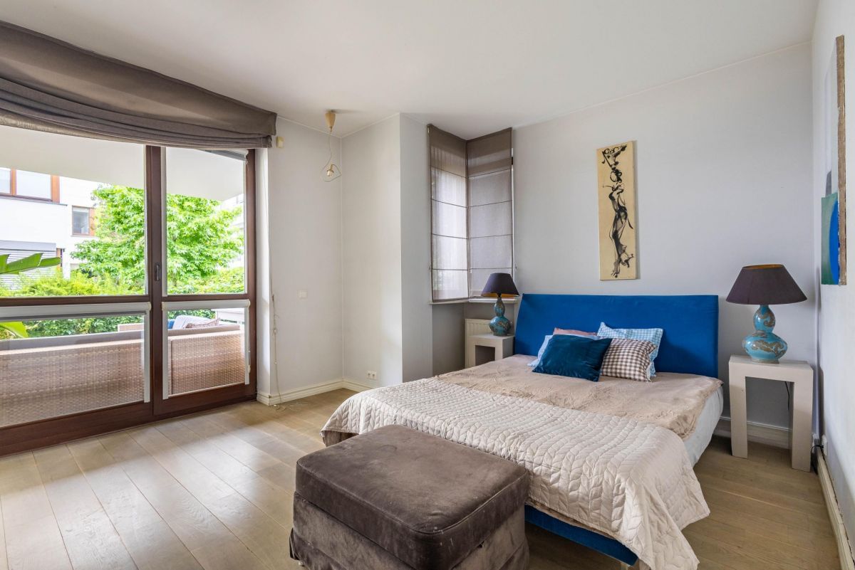 Mieszkanie 4 pokojowe na Sprzedaż