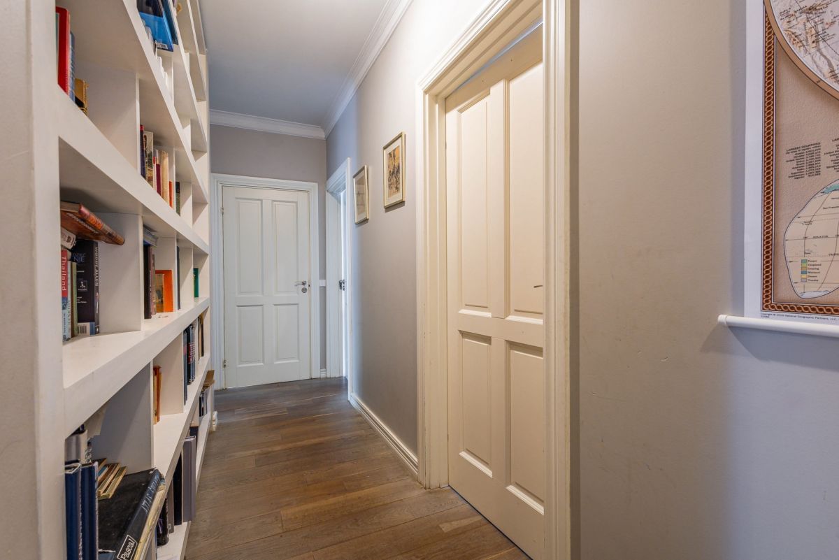 Mieszkanie 4 pokojowe na Sprzedaż