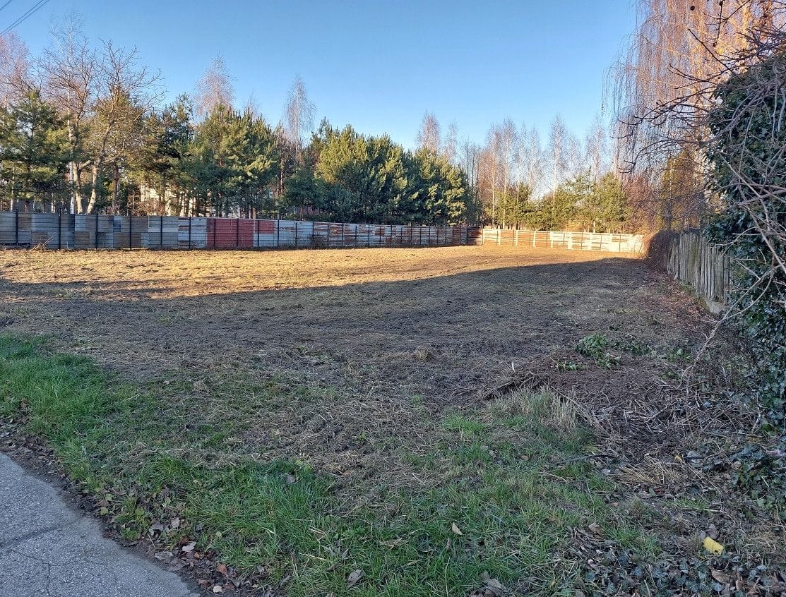 Działka  pokojowe na Sprzedaż