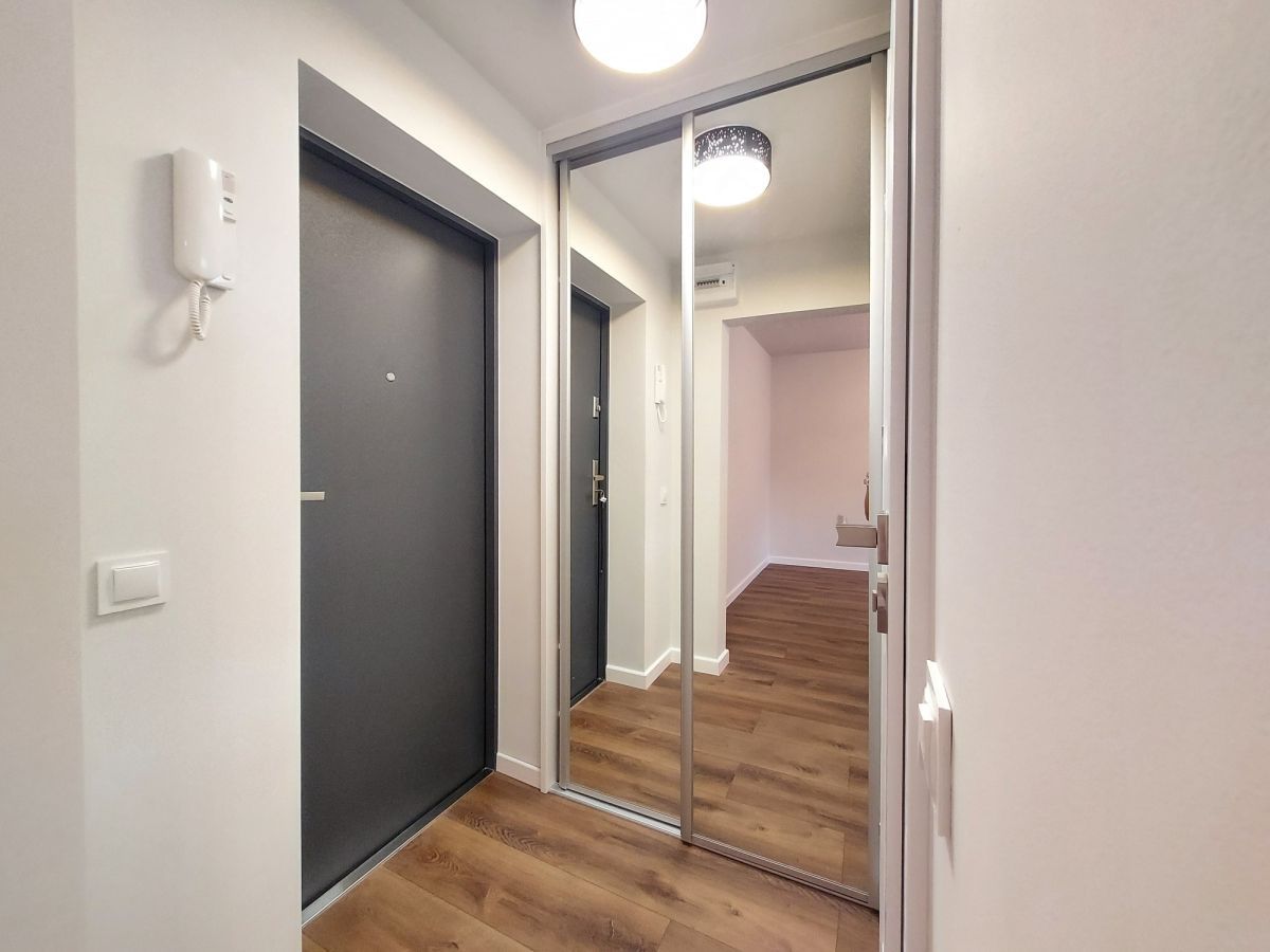 Mieszkanie 1 pokojowe na Sprzedaż