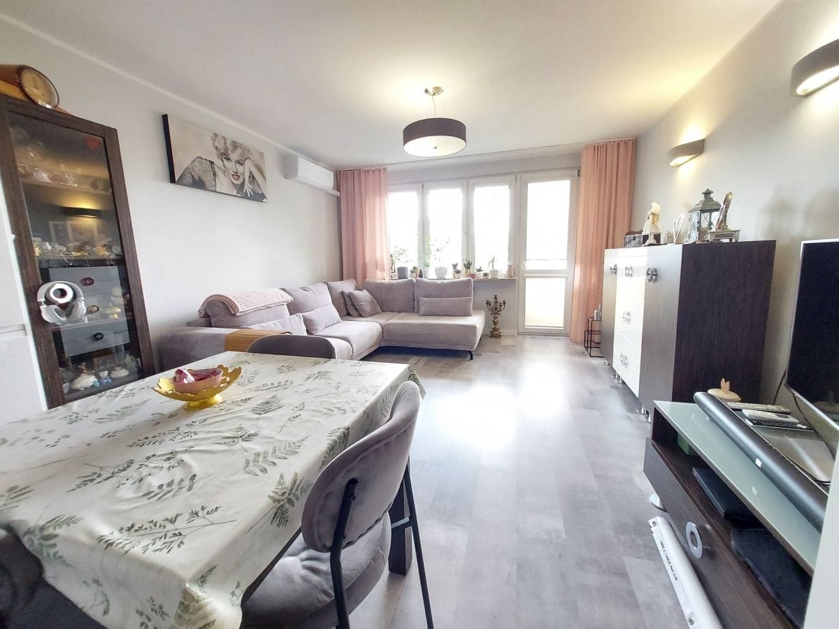 Mieszkanie 3 pokojowe na Sprzedaż