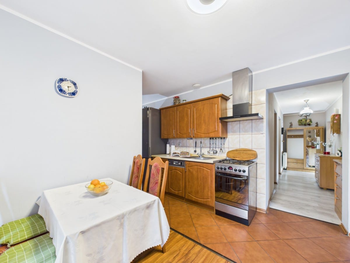 Dom 4 pokojowe na Sprzedaż