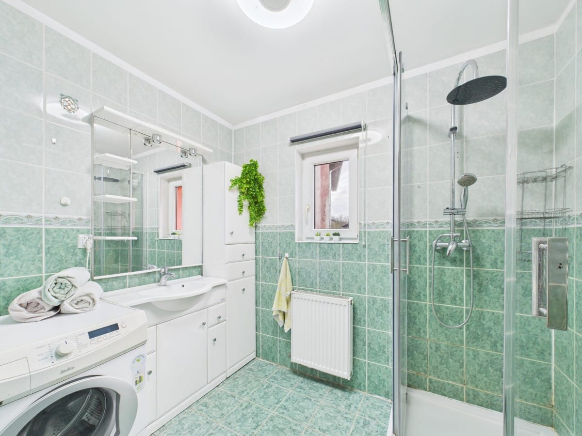 Dom 4 pokojowe na Sprzedaż