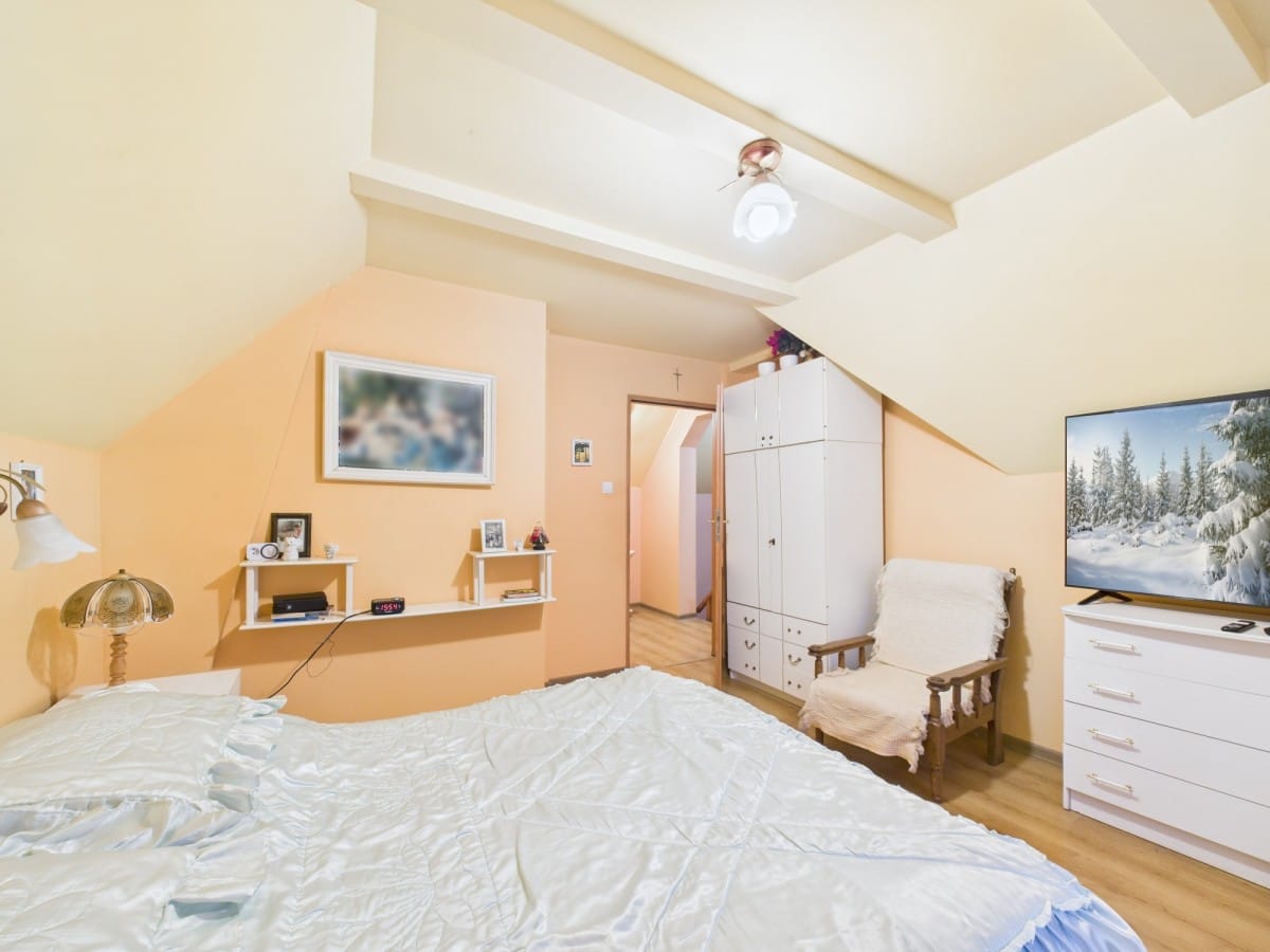 Dom 4 pokojowe na Sprzedaż