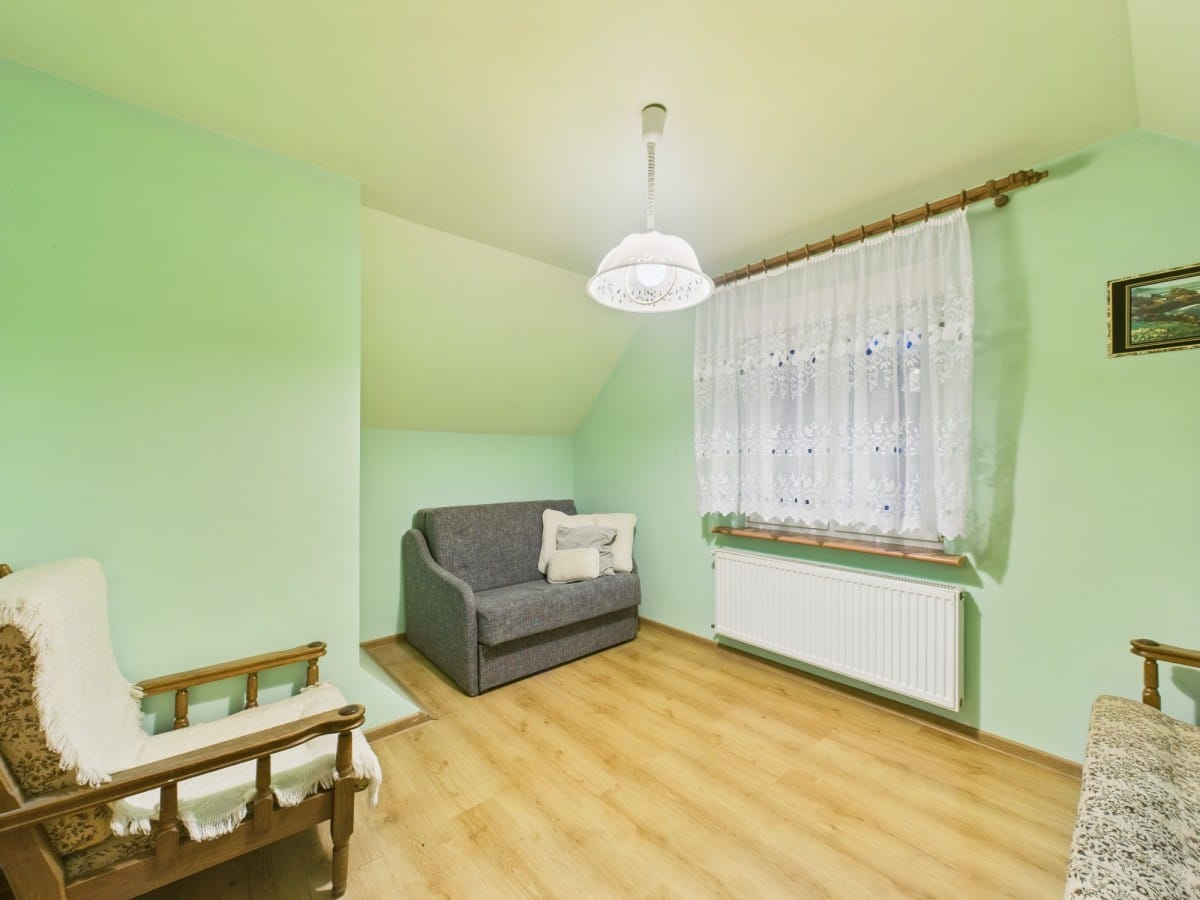 Dom 4 pokojowe na Sprzedaż