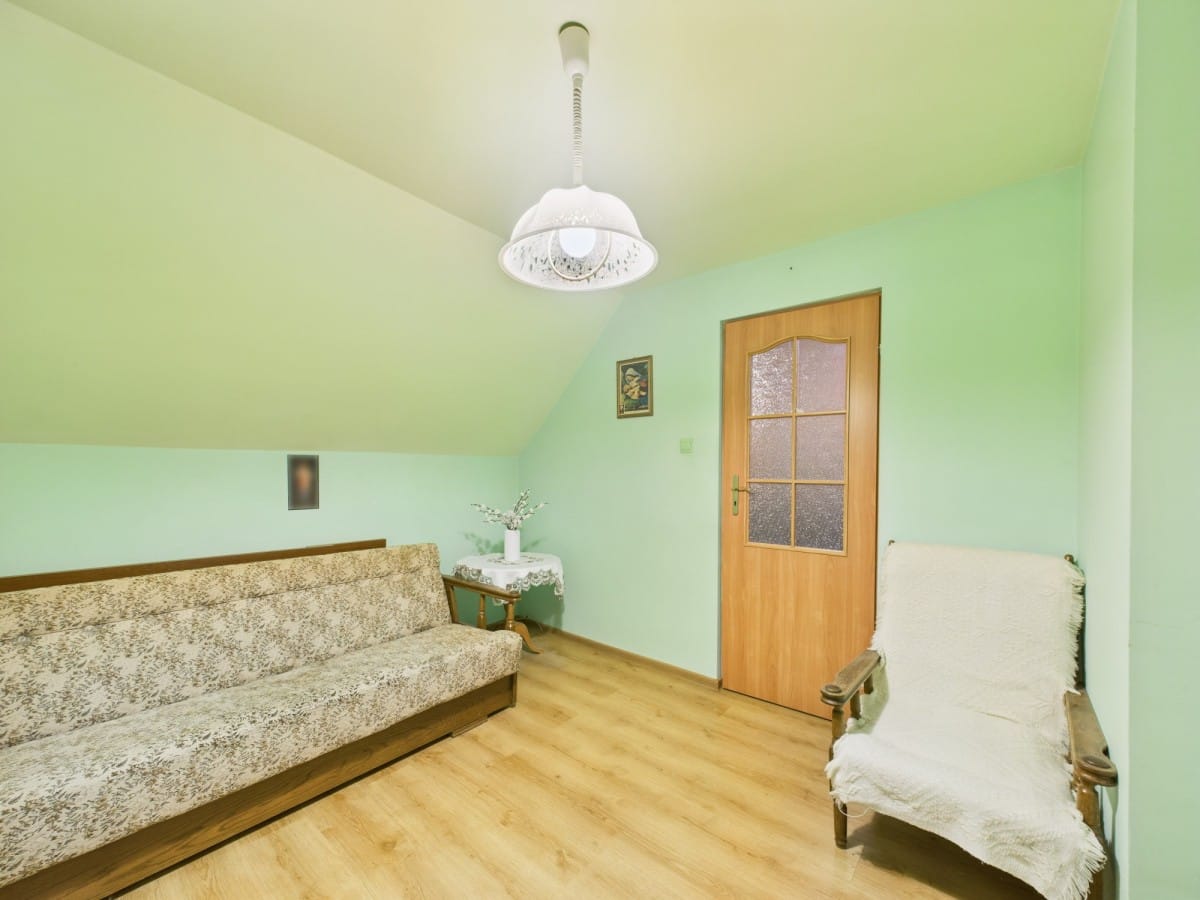 Dom 4 pokojowe na Sprzedaż