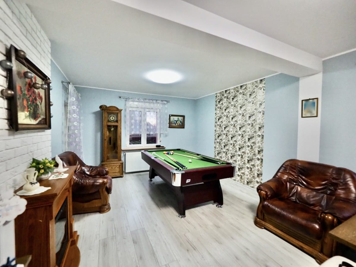 Dom 4 pokojowe na Sprzedaż