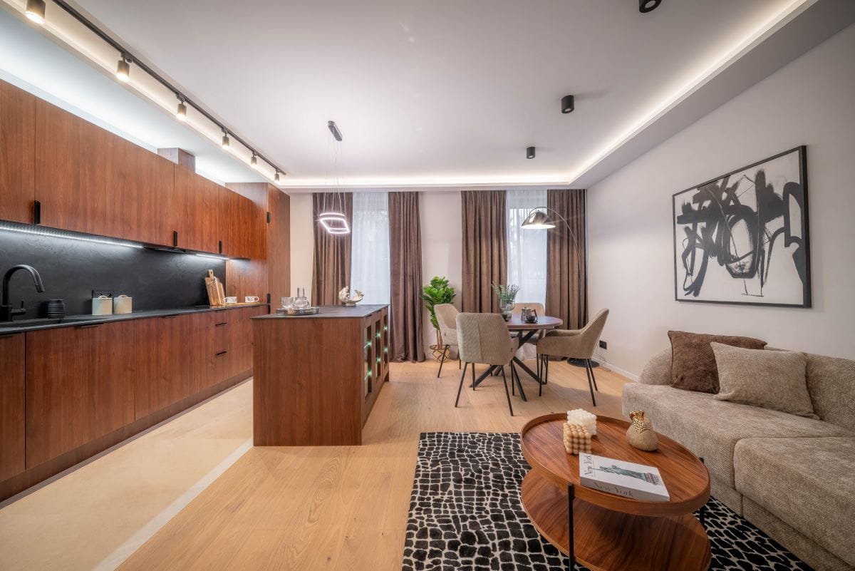 Mieszkanie 5 pokojowe na Sprzedaż