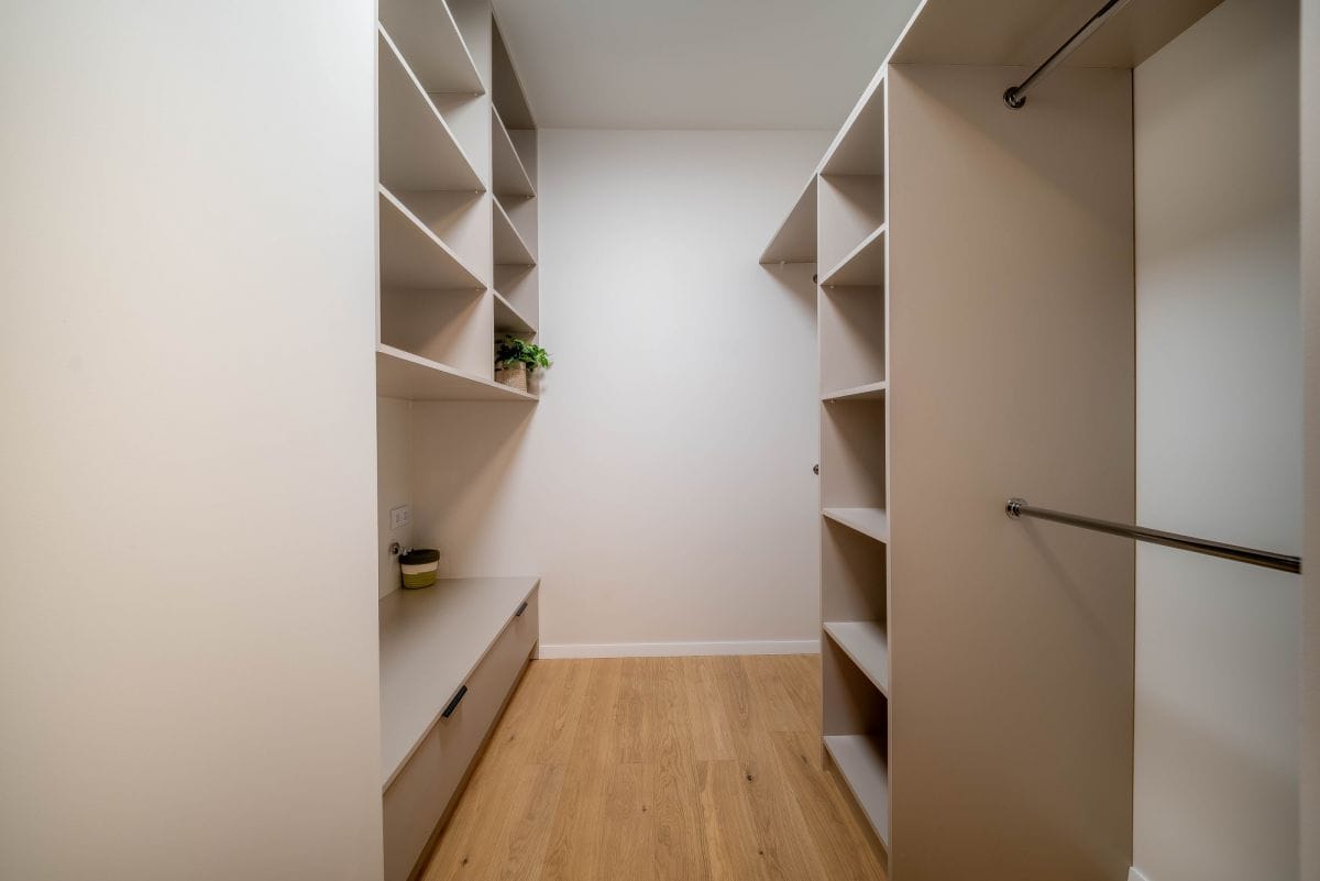 Mieszkanie 5 pokojowe na Sprzedaż