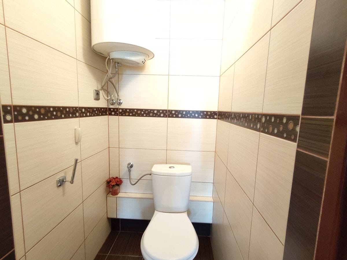 Dom 7 pokojowe na Sprzedaż