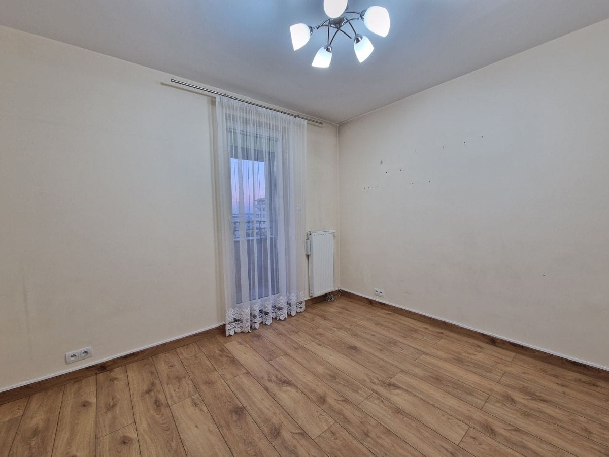 Mieszkanie 4 pokojowe na Sprzedaż