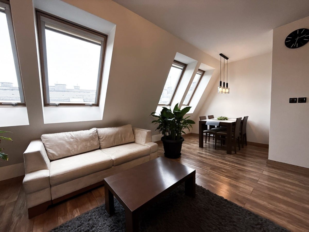 Mieszkanie 3 pokojowe na Sprzedaż