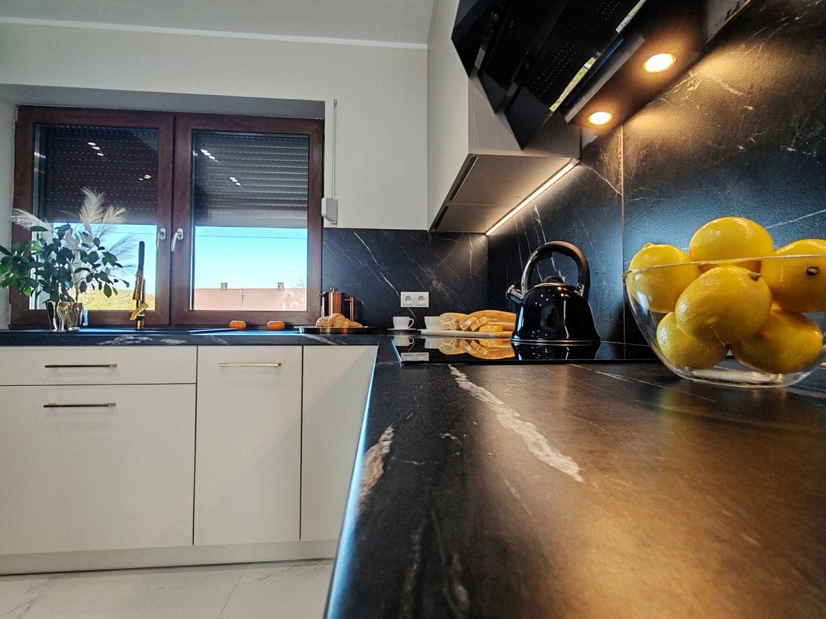 Dom 4 pokojowe na Sprzedaż