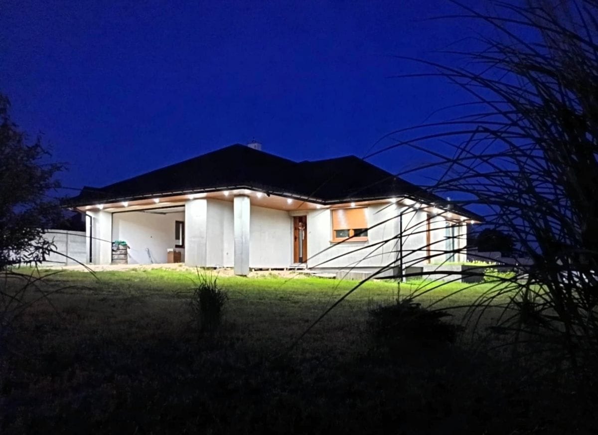 Dom 4 pokojowe na Sprzedaż