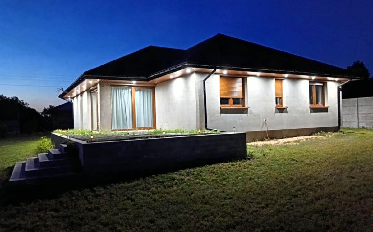 Dom 4 pokojowe na Sprzedaż