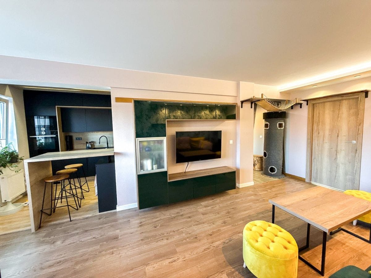 Mieszkanie 4 pokojowe na Sprzedaż