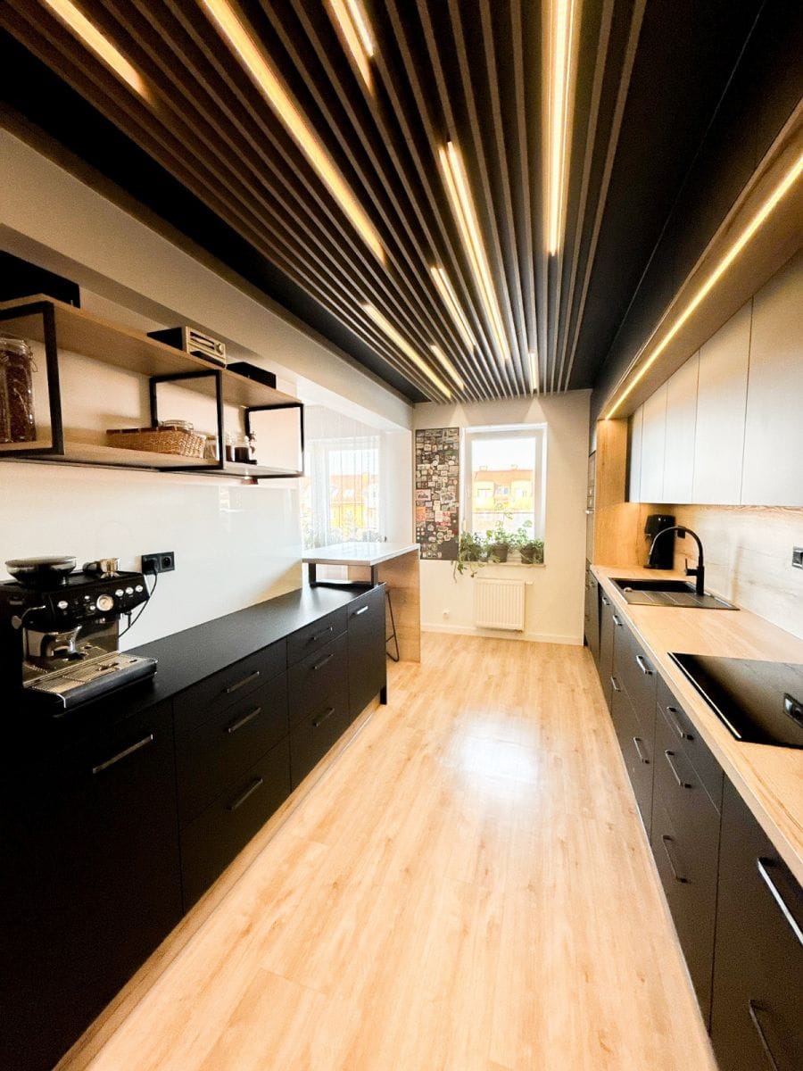 Mieszkanie 4 pokojowe na Sprzedaż