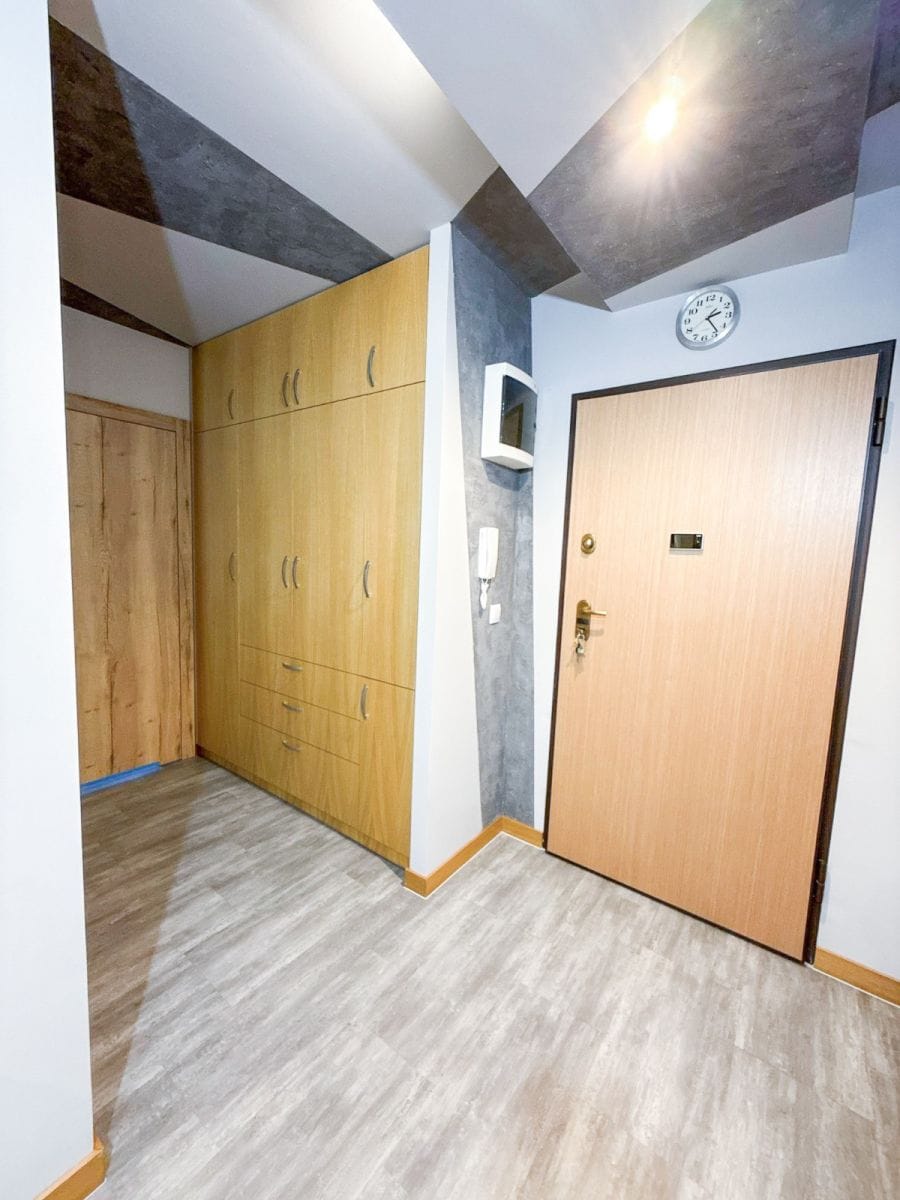 Mieszkanie 4 pokojowe na Sprzedaż