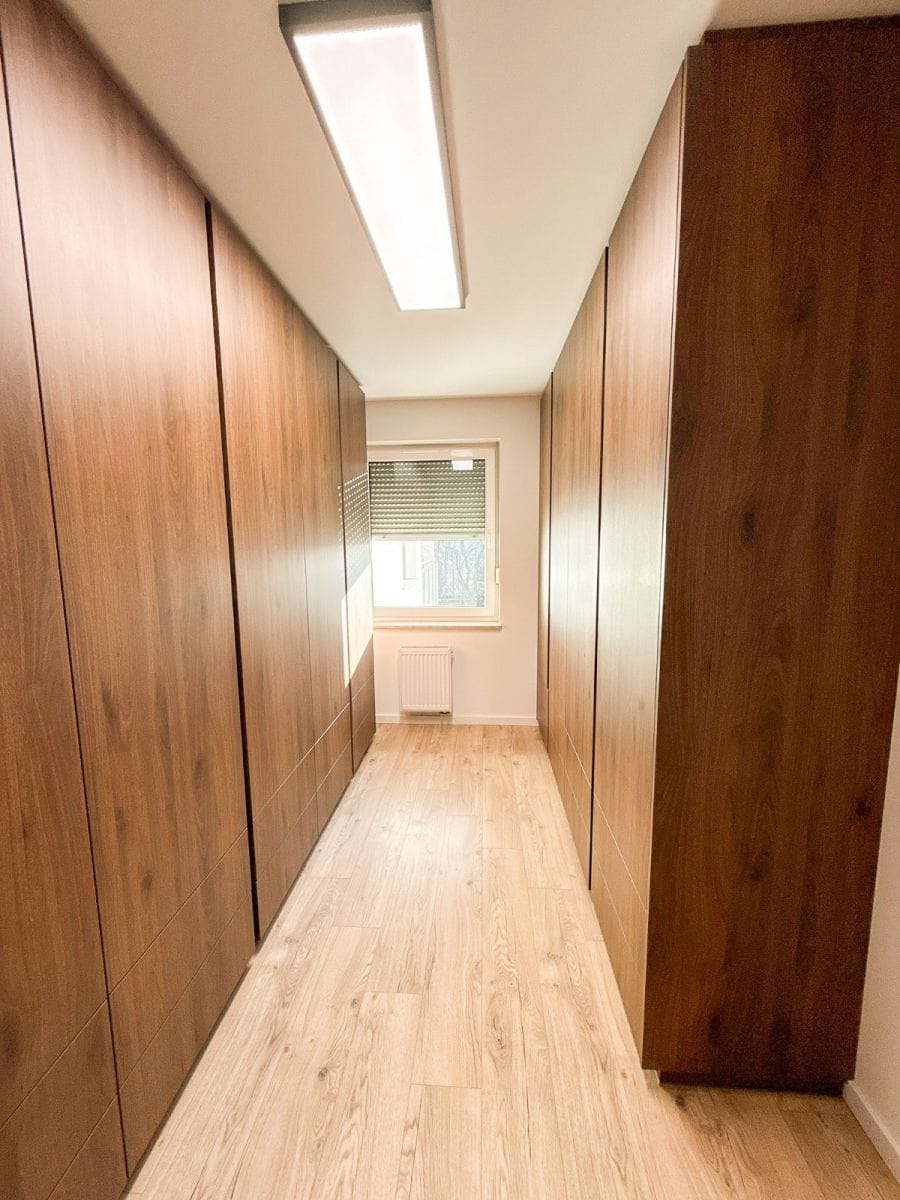 Mieszkanie 4 pokojowe na Sprzedaż