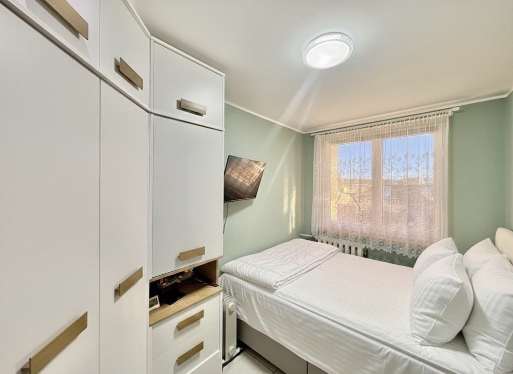 Mieszkanie 4 pokojowe na Sprzedaż