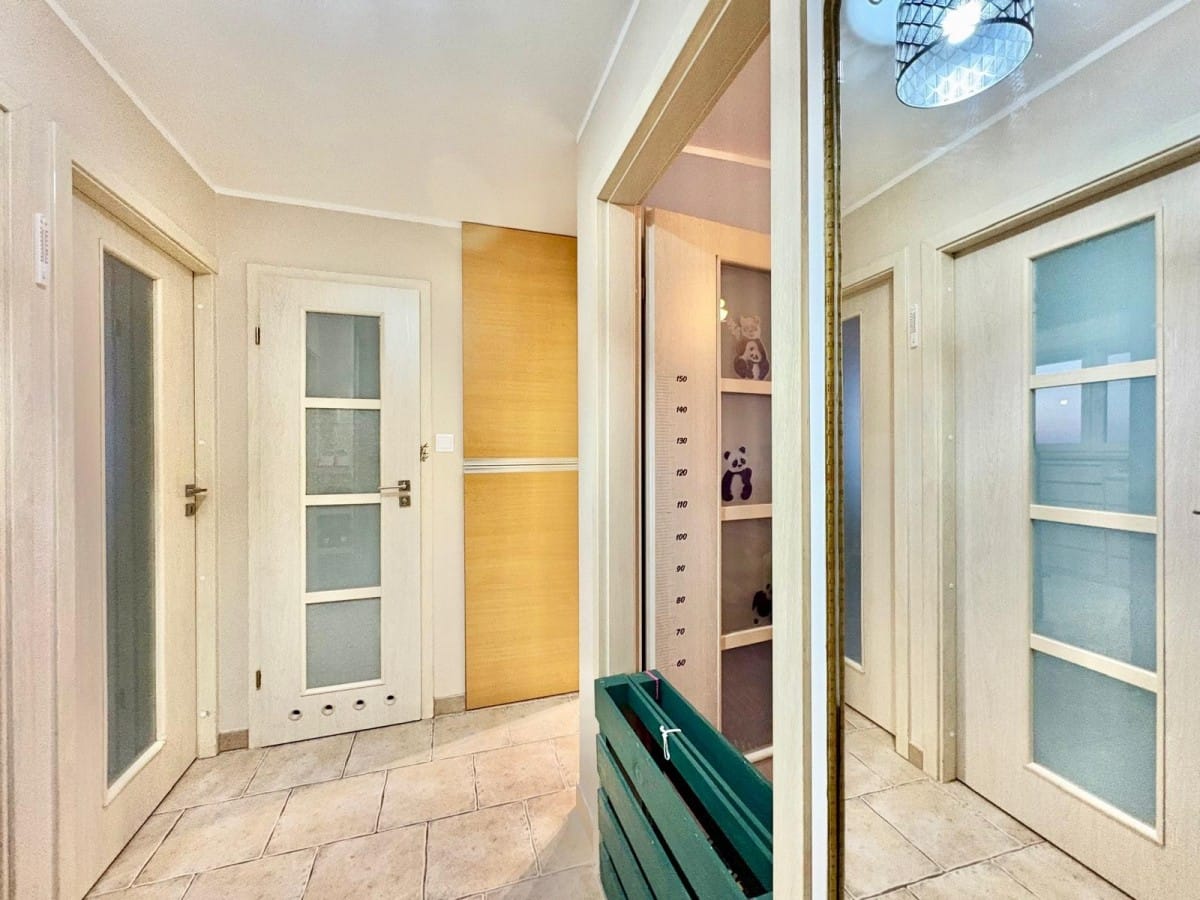 Mieszkanie 4 pokojowe na Sprzedaż