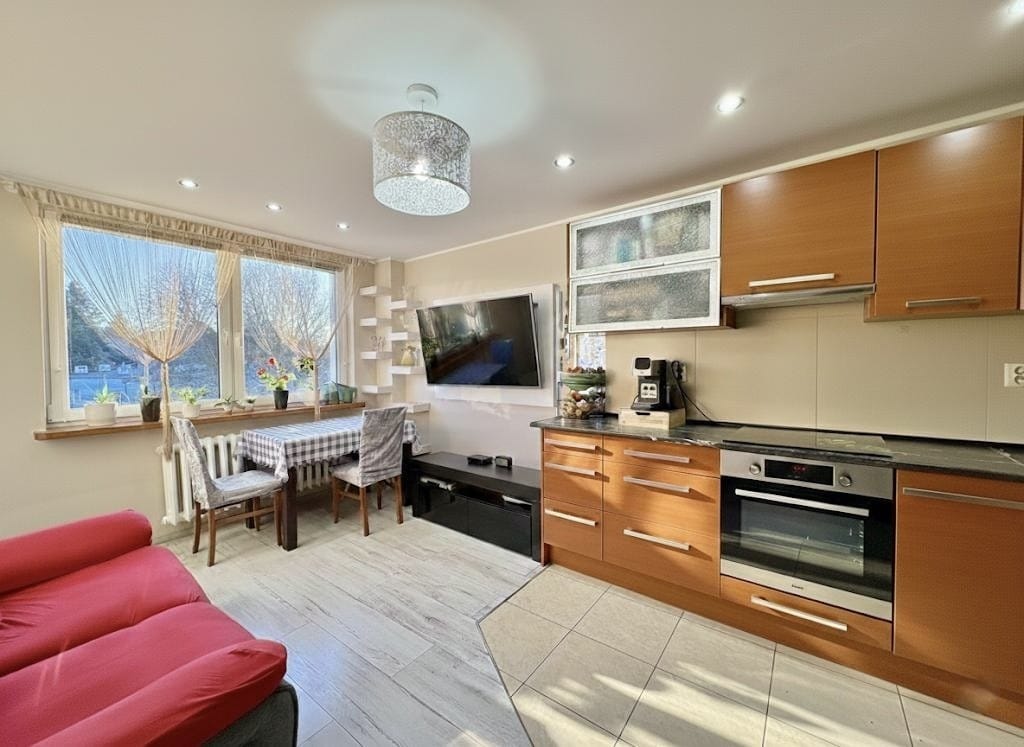 Mieszkanie 4 pokojowe na Sprzedaż